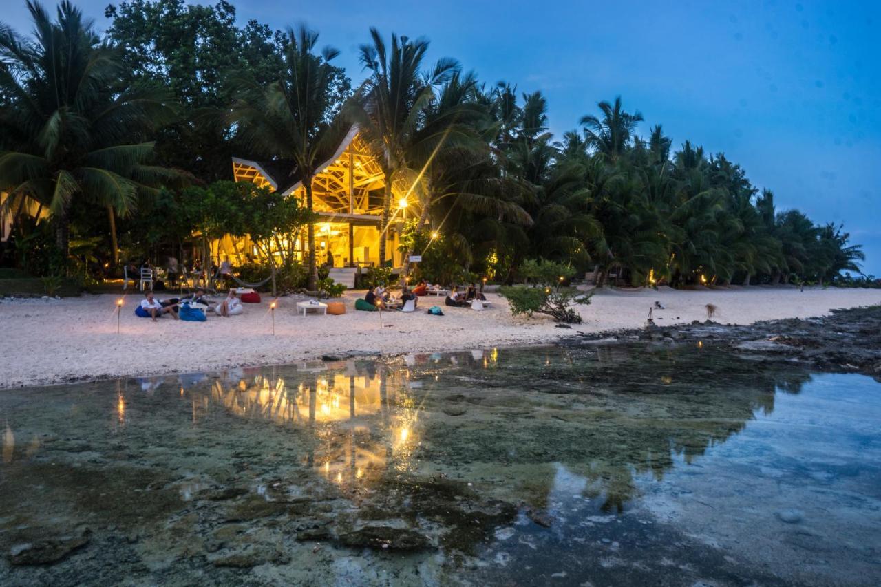 White Banana Beach Club General Luna  Extérieur photo