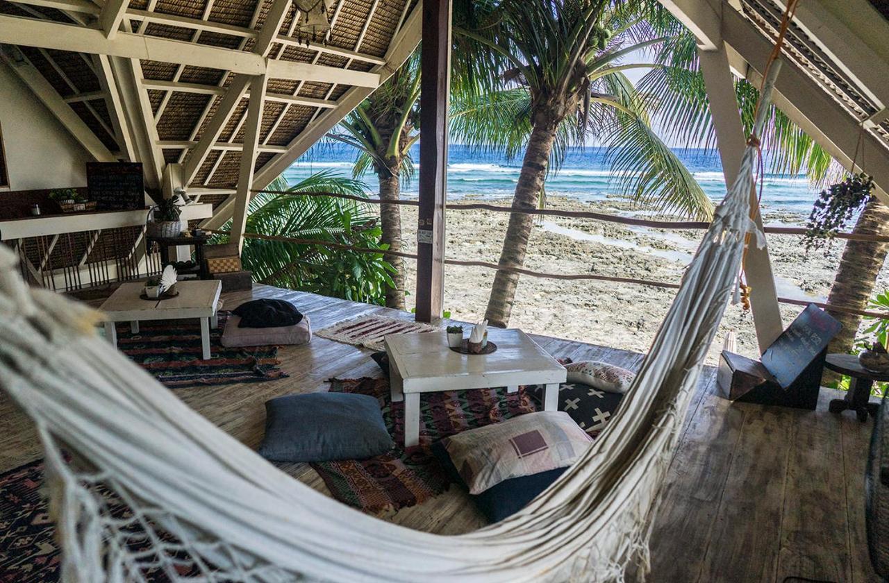 White Banana Beach Club General Luna  Extérieur photo